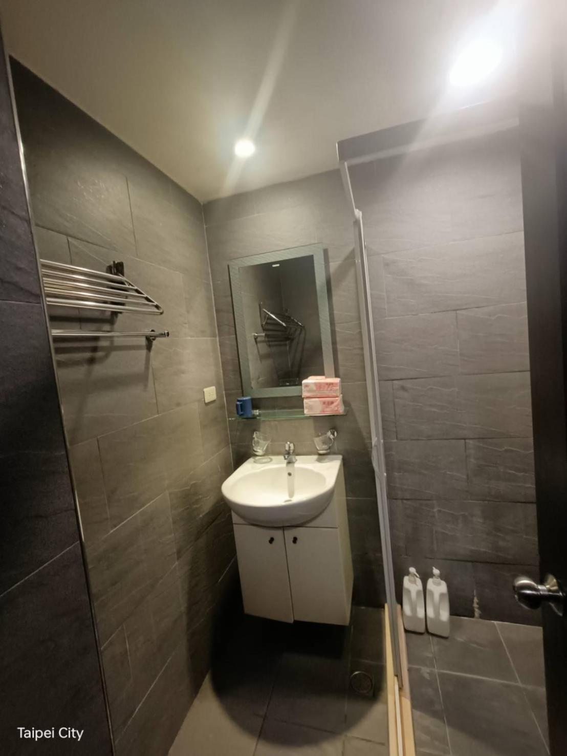 Apartamento Ximen Diary Taipéi Exterior foto